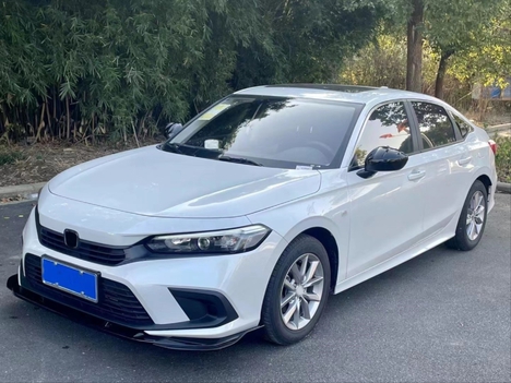HONDA CIVIC FE1 2022 IÇIN UYUMLU PIANO BLACK ON LIP (PARLAK SIYAH-3 PARÇA)